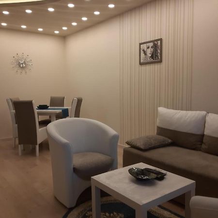 Ferienwohnung Danube Blue 2 Belgrad Exterior foto