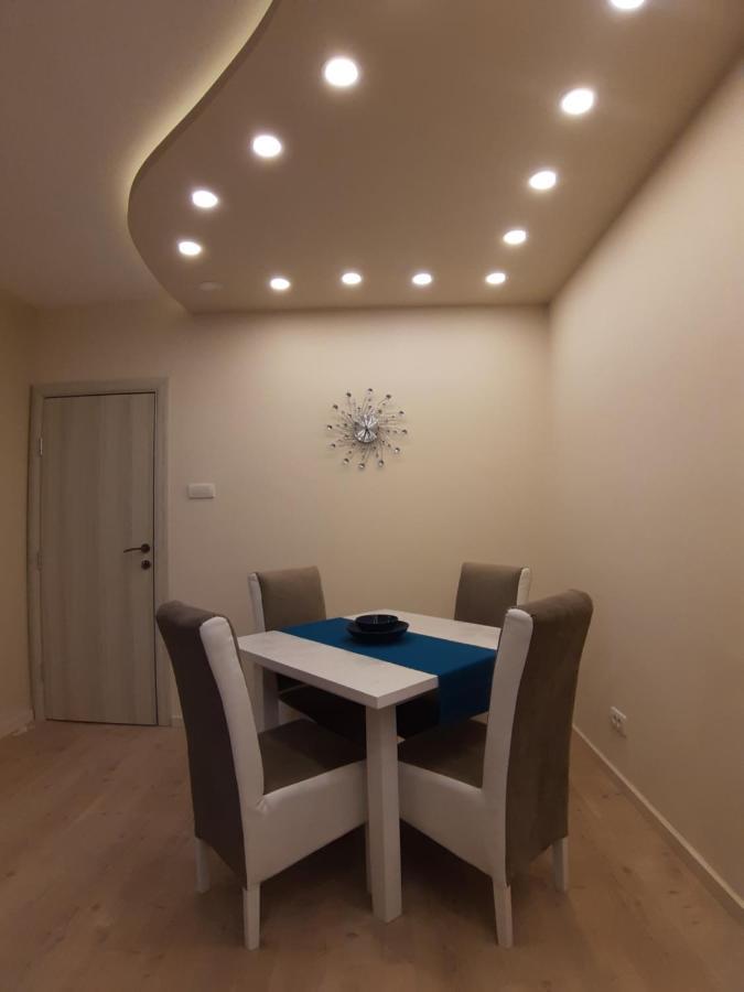 Ferienwohnung Danube Blue 2 Belgrad Exterior foto