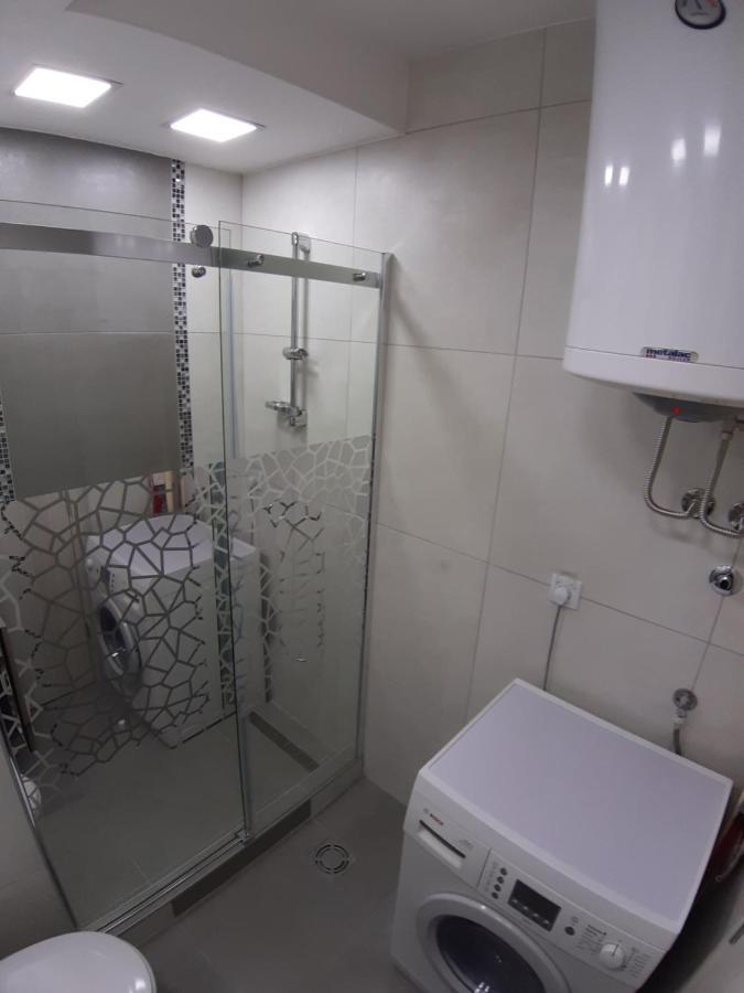 Ferienwohnung Danube Blue 2 Belgrad Exterior foto